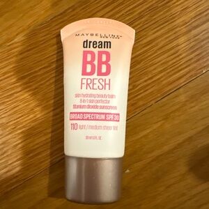 Maybelline Dream BB Fresh - Light 110